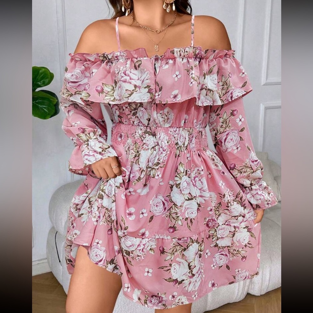Boho plus size floral print off shoulder ruffle dress - Picture 2 of 6